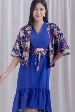 Ardisia Kimono Outerwear In Blue