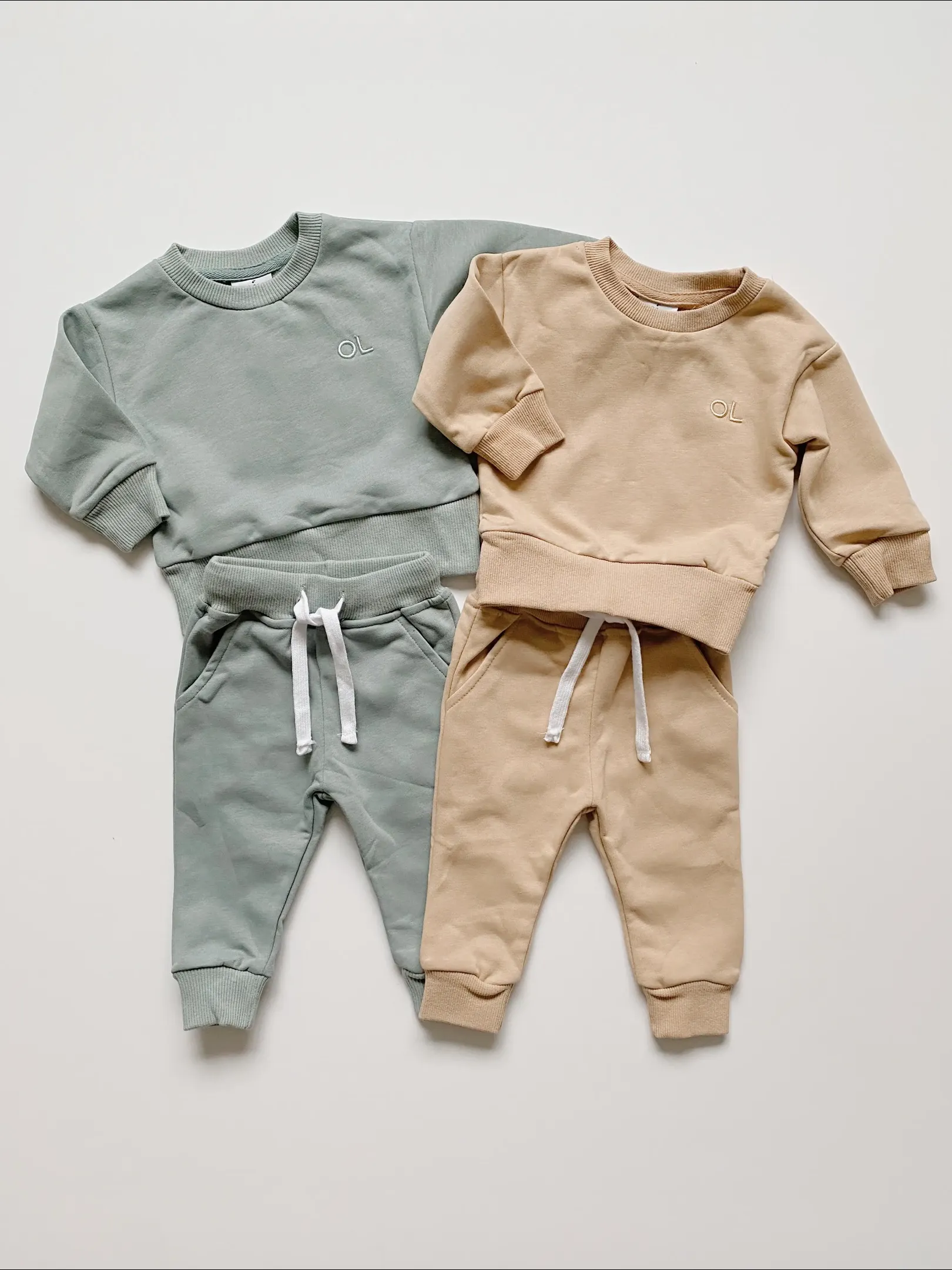DUNE SWEATSHIRT & JOGGER SET