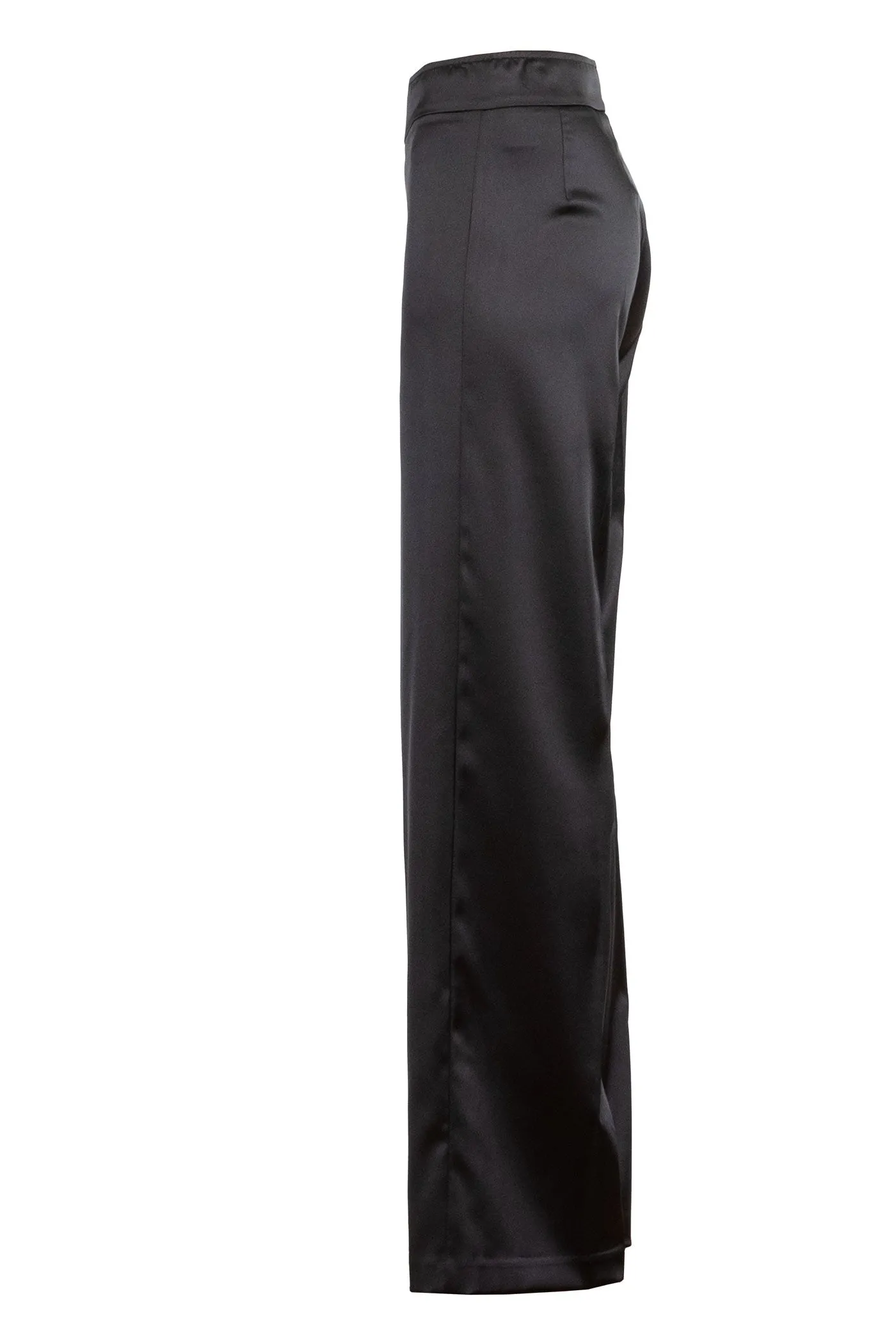 FLAVIA Satin Black