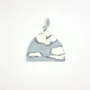 FLUFFY CLOUD KNOTTED HAT