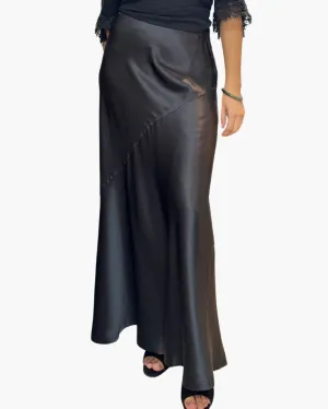 GO TO THE MAX SKIRT IN WASHED BLACK