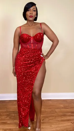 HOLIDAY CHIC RED DRESS