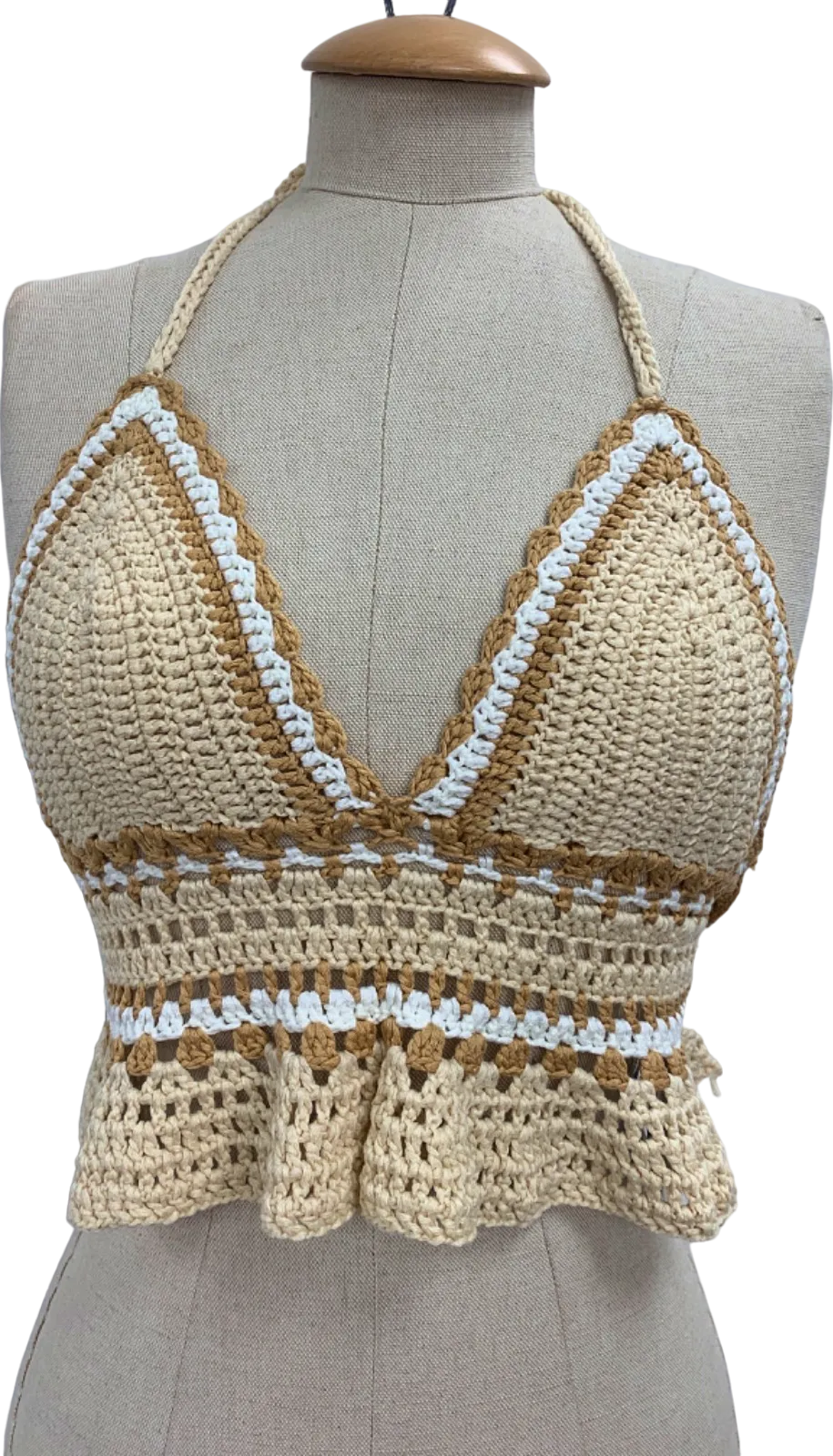 Jewel Boutique Beige & White Crochet Halterneck Top UK S