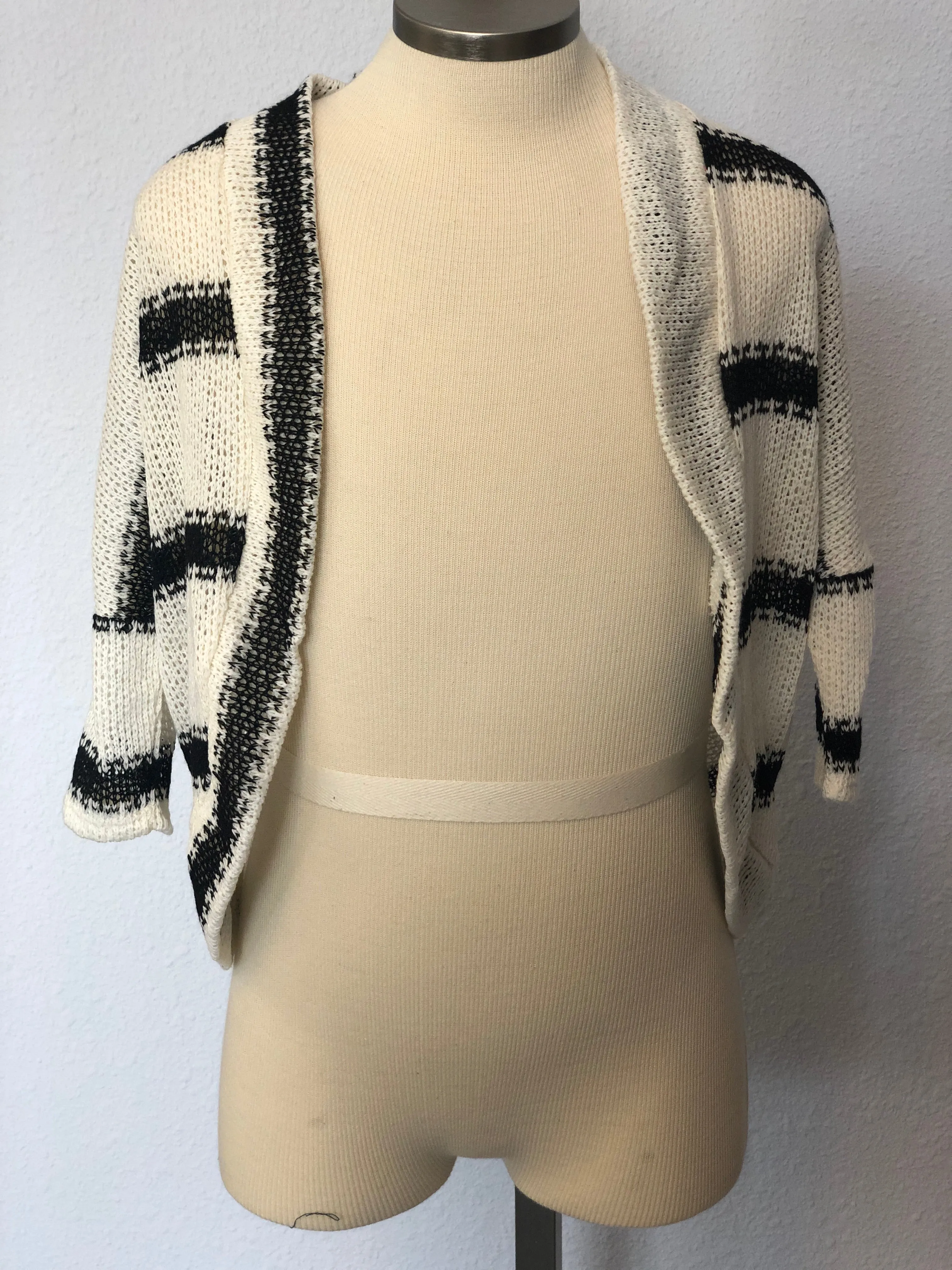 K STRIPED CROCHET CARDIGAN