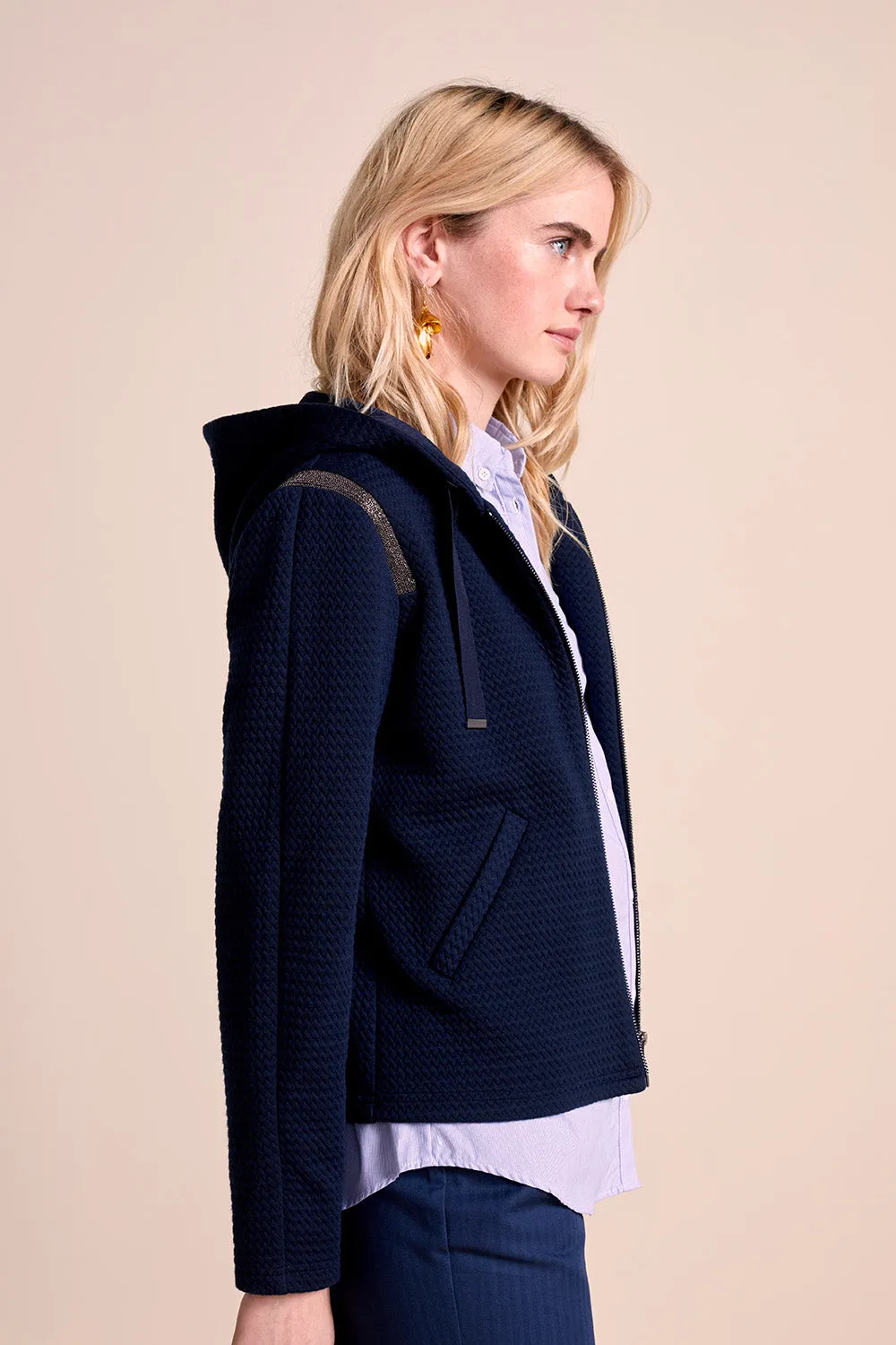MINA - Cardigan marine en maille reliefée fantaisie