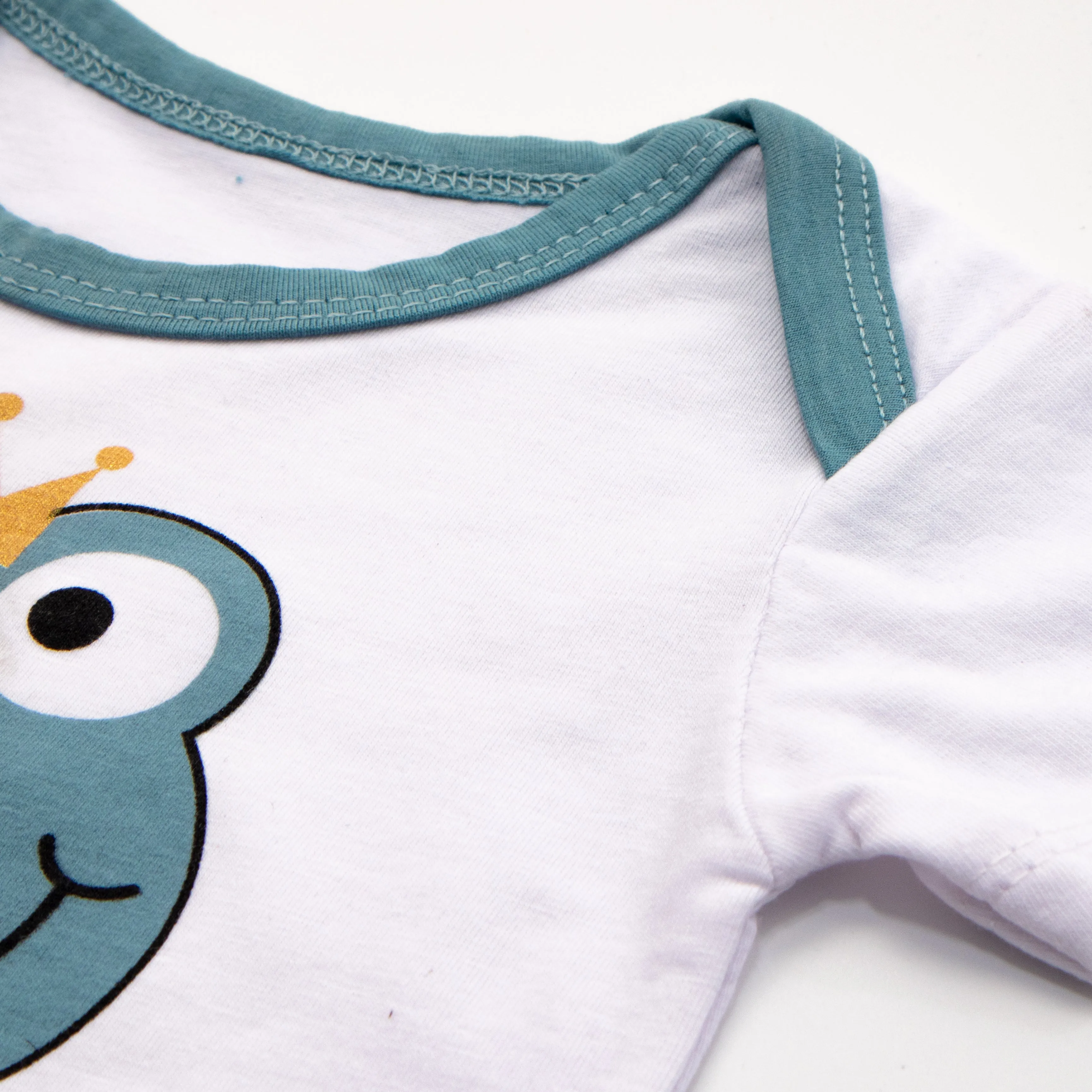 Newborn boys Half Sleeves Rompers code-(cute)