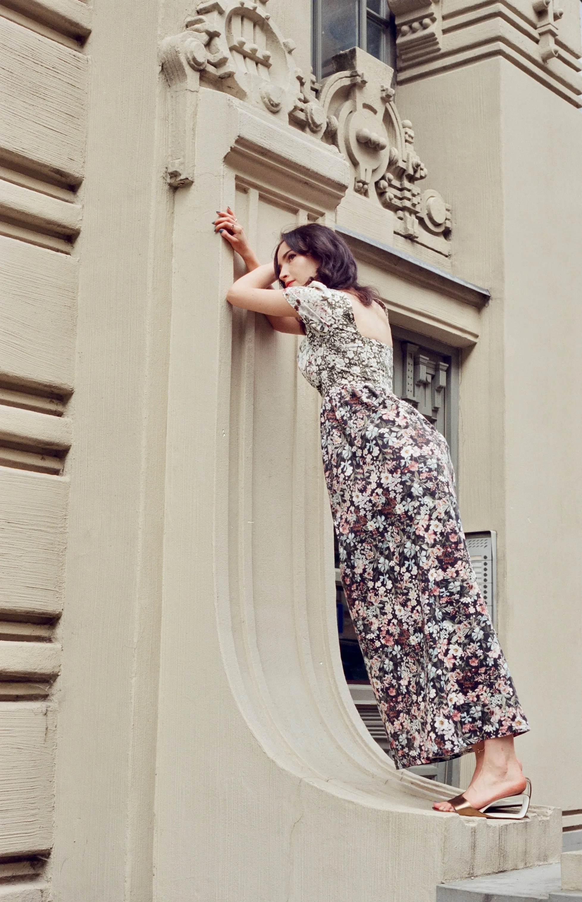 Poppy Maxi Dress with a Sweetheart Neckline and Sculpted Bodice / Mixed Floral Cotton