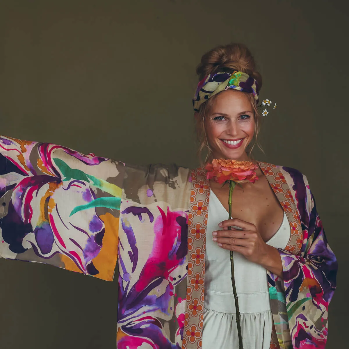 Powder Iris Kimono - Sage