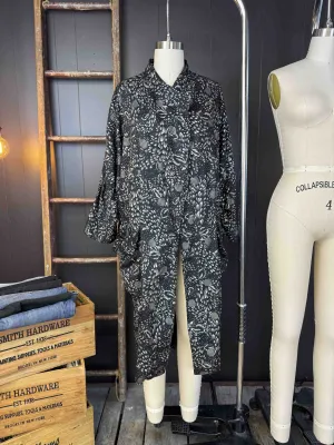 Pre-loved Black and White Kimono Duster - Size L