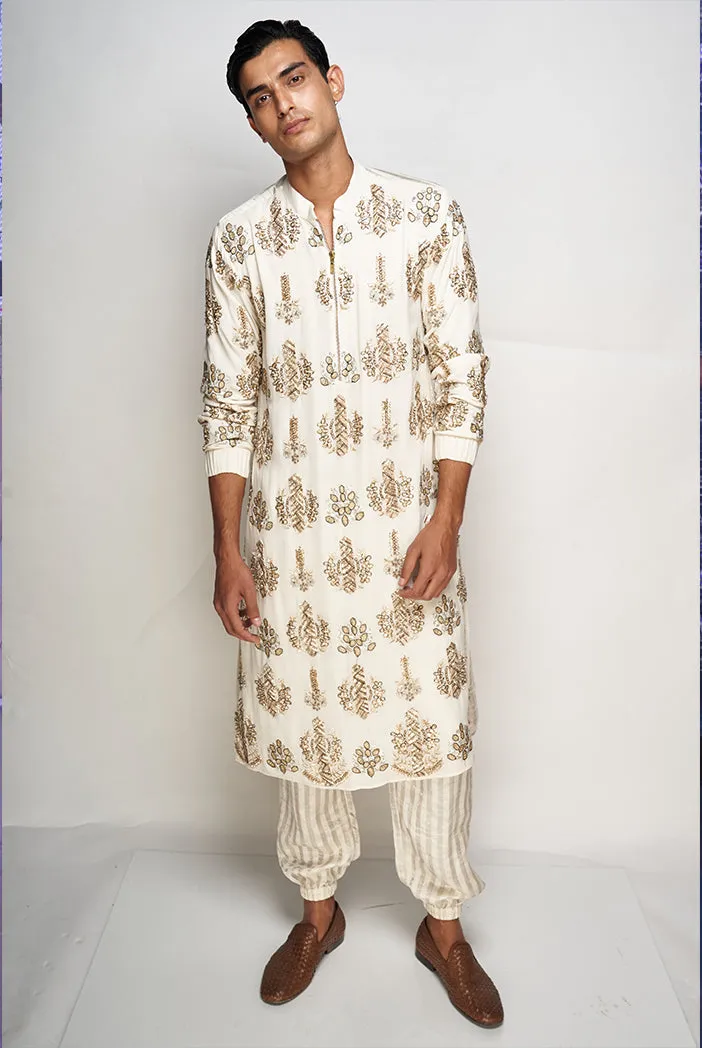 PS MEN ADIL OFF WHITE COLOUR EMBROIDERED KURTA WITH JOGGER PANTS