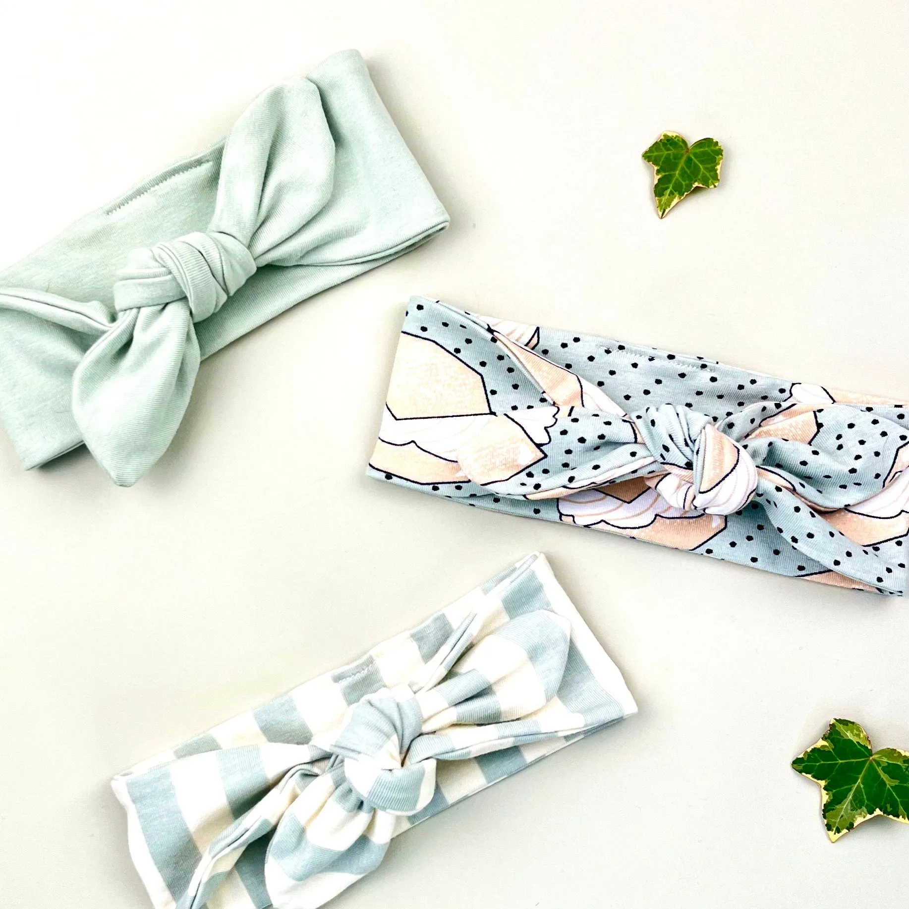 SEAFOAM STRIPE KNOTTED HEAD WRAP