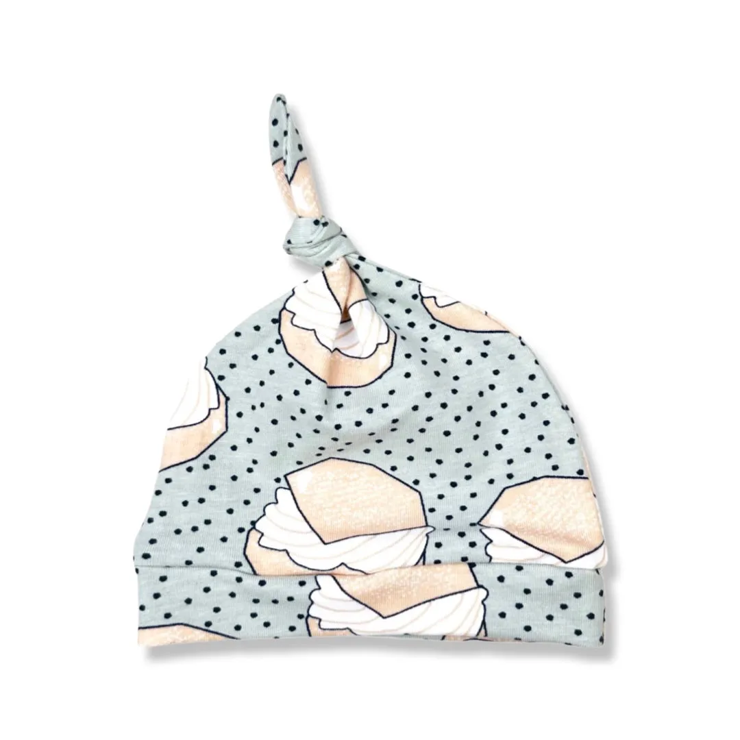 SWEET TREAT KNOTTED HAT