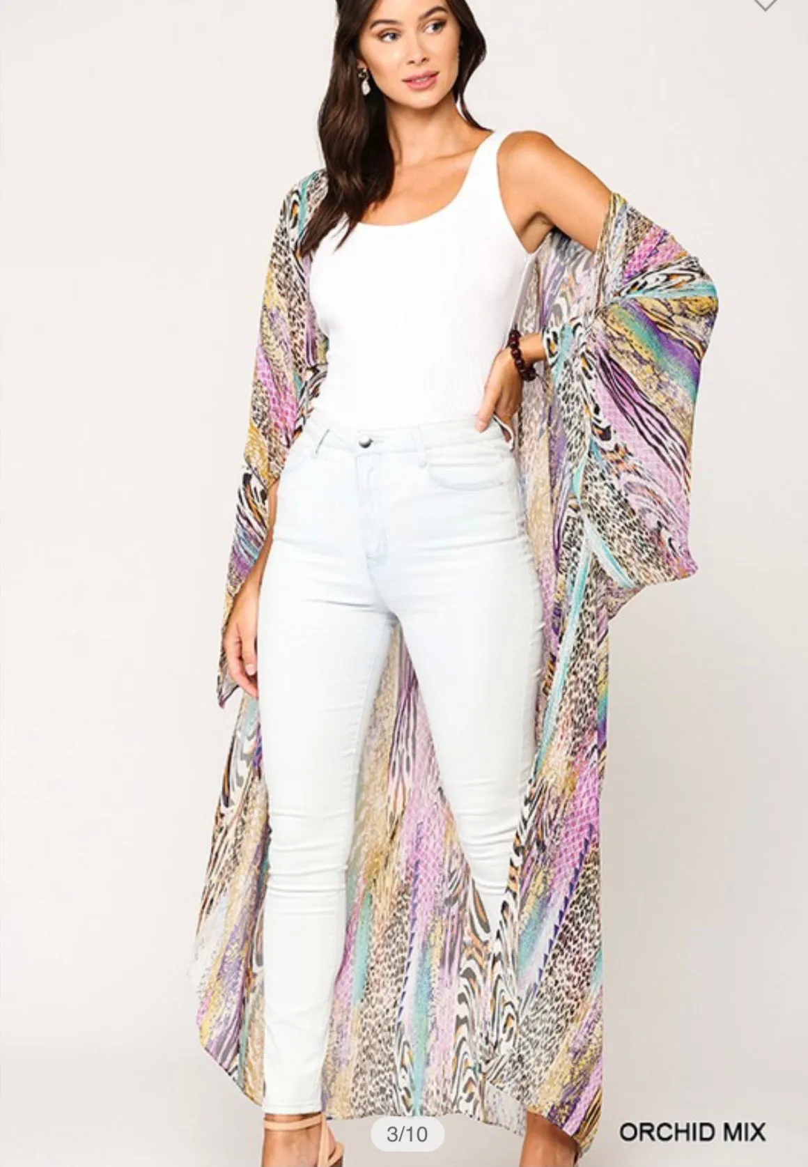 Too Haute Kimono• Maxi length open front kimono