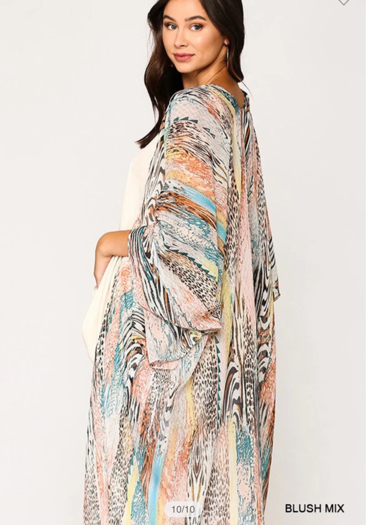 Too Haute Kimono• Maxi length open front kimono