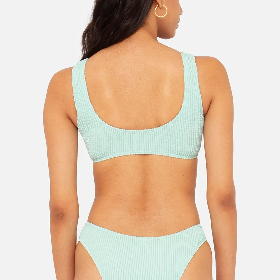 Top Bikini Scoop