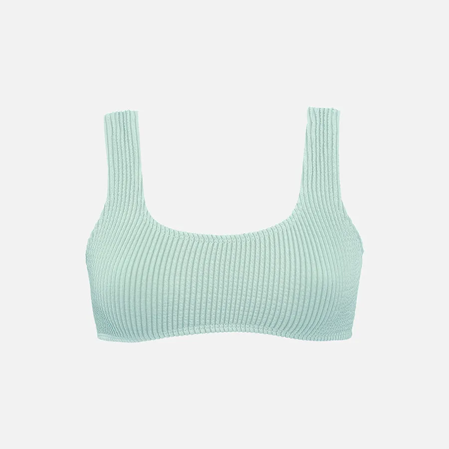 Top Bikini Scoop