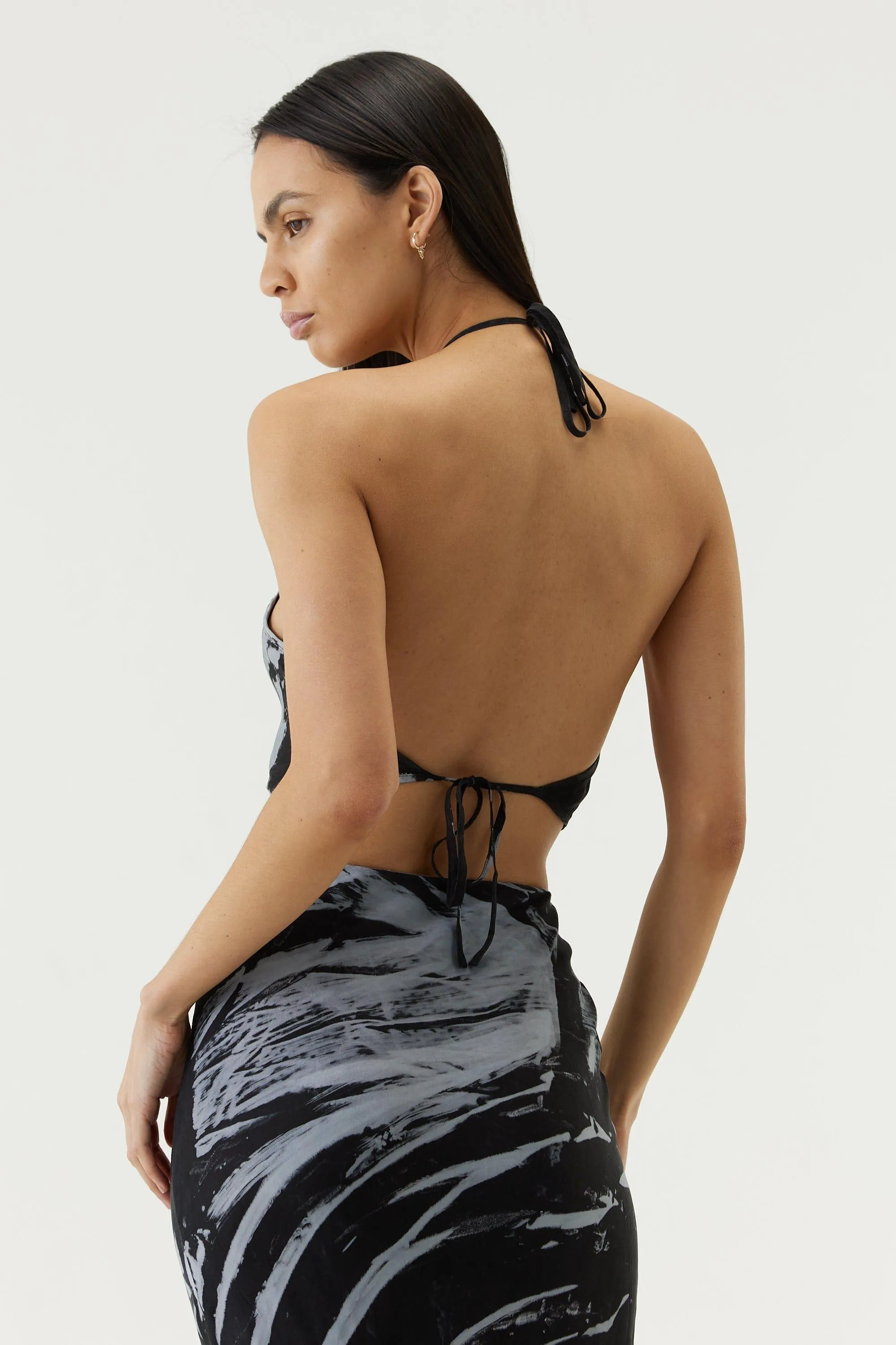 TWIST THROUGH BIAS HALTER TOP | BLACK TIE DYE