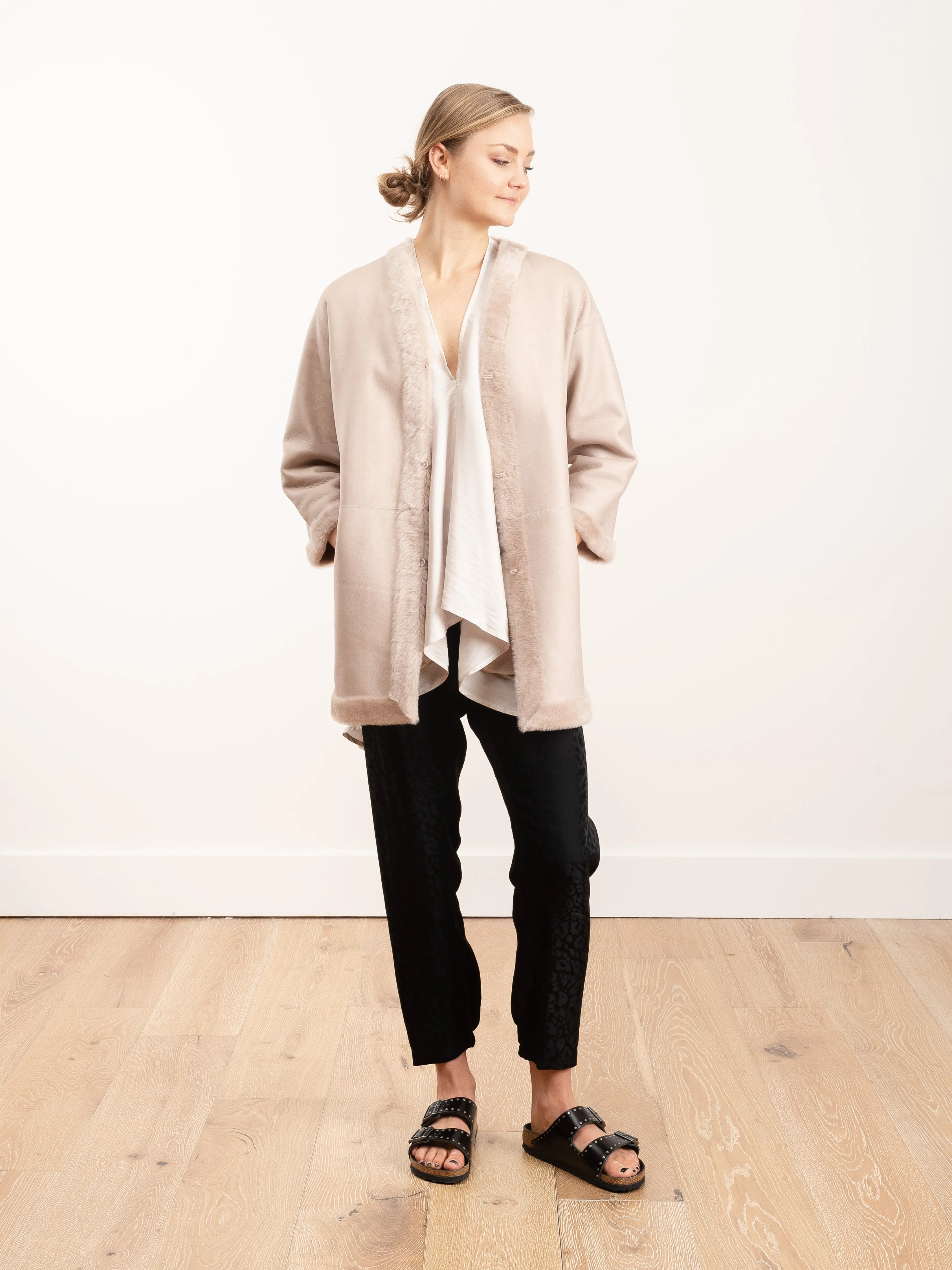 v-neck shearling cardigan - chalk pink