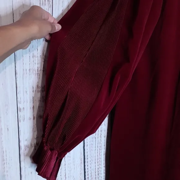 Velour ruby red maxi lounger house dress w ruffles