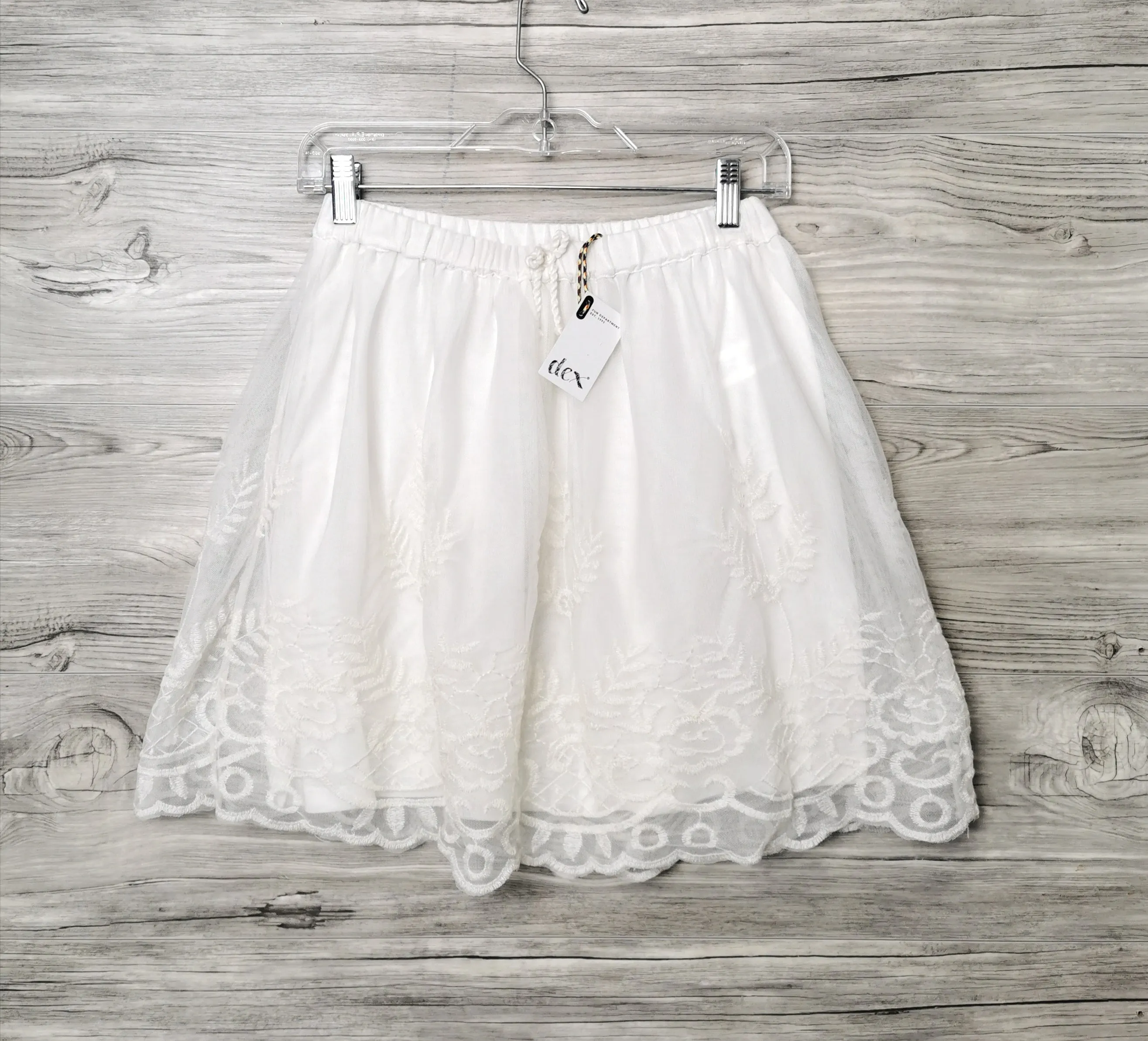 WOMENS SMALL/MEDIUM or GIRLS SIZE LARGE (12/14 YEARS) DEX, Beautiful Lace Boho Skirt NWT B51