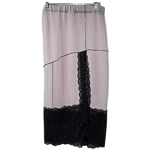 XS, S, M - FREE PEOPLE INTIMATELY Into You Half Column Slip Pink Black Lace NWOT